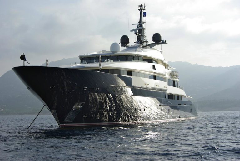 steven spielberg private yacht